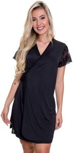 Robe Preto em Liganete e Renda -